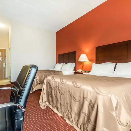 Quality Inn & Suites Lawrenceburg Εξωτερικό φωτογραφία