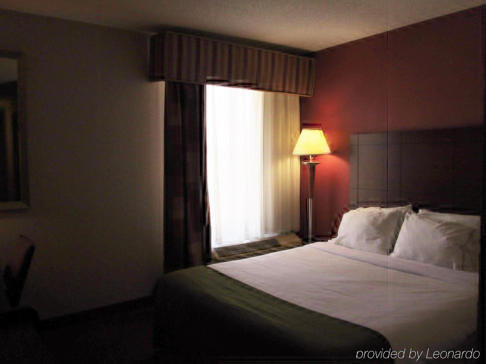Quality Inn & Suites Lawrenceburg Εξωτερικό φωτογραφία