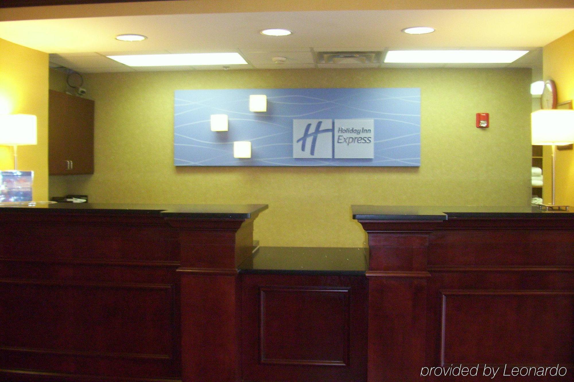 Quality Inn & Suites Lawrenceburg Εξωτερικό φωτογραφία