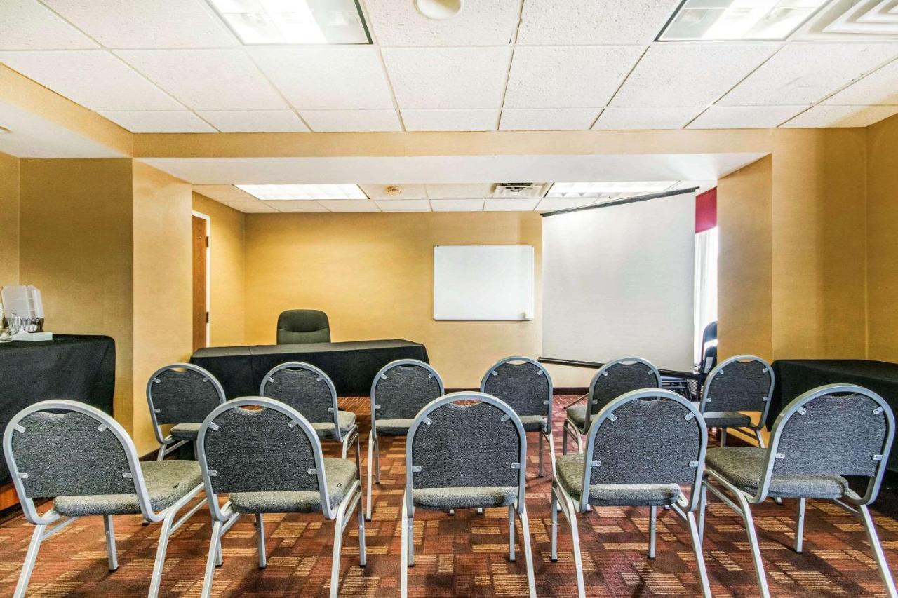 Quality Inn & Suites Lawrenceburg Εξωτερικό φωτογραφία