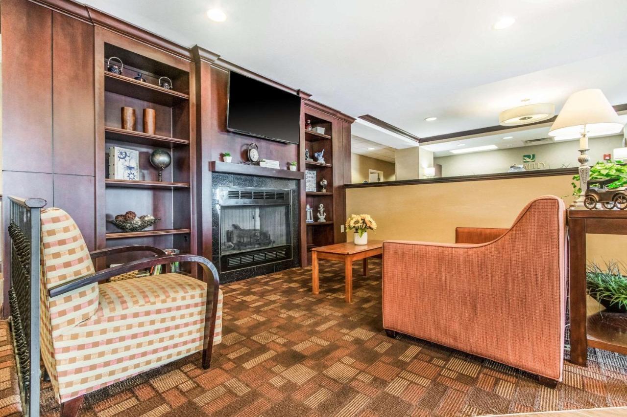 Quality Inn & Suites Lawrenceburg Εξωτερικό φωτογραφία